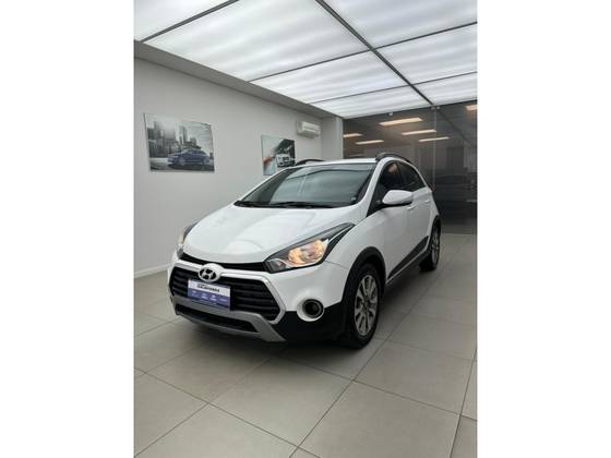 HYUNDAI HB20X 1.6 16V STYLE FLEX 4P AUTOMÁTICO